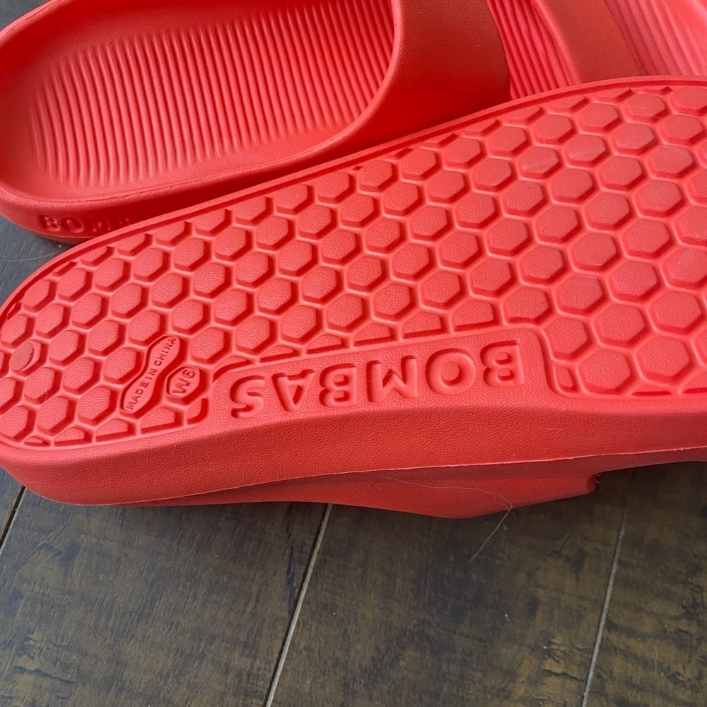 Bombas Friday slides in Solar colour - Picture 6 of 11